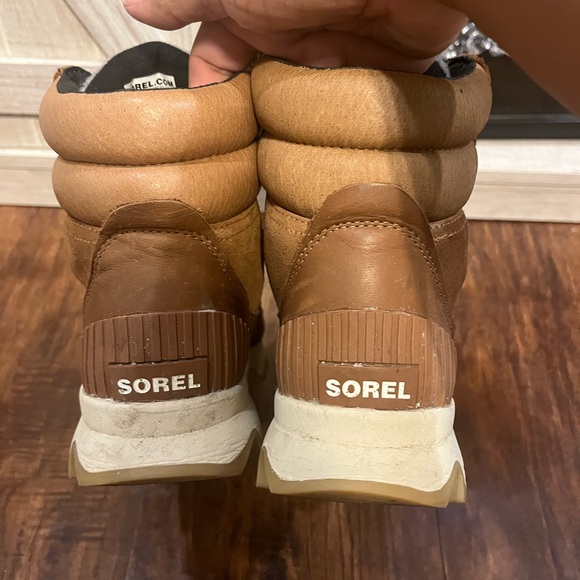 Sorel Kinetic Breakthru Conquest Waterproof Boots - Picture 7 of 9